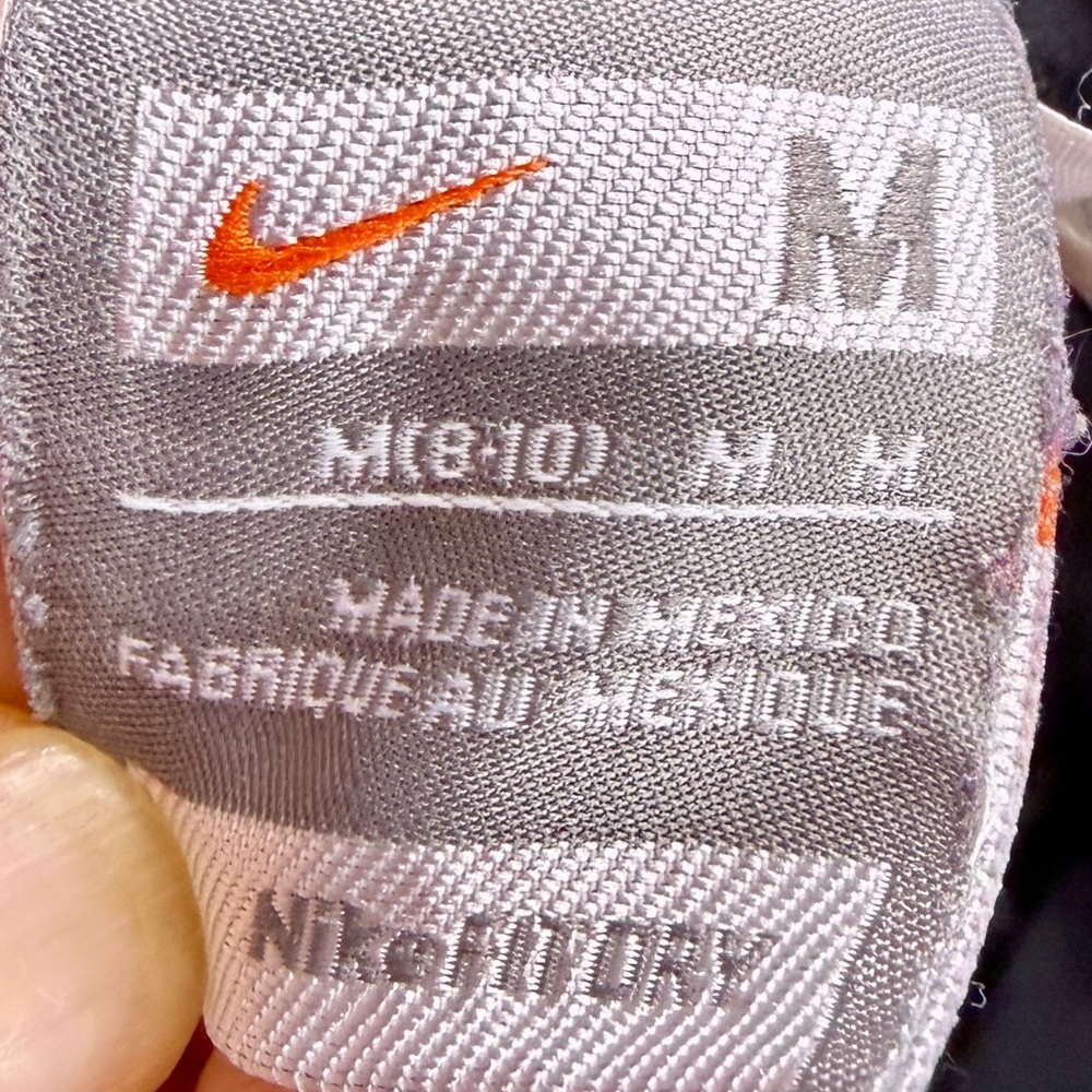 Vintage Women’s Nike Workout Dry Fit Capri Pants - Picture 6 of 9